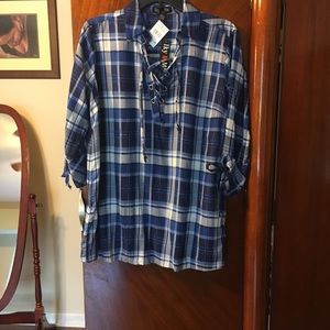 Blue checkered Iky & Me top.